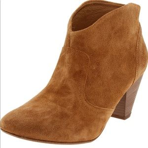 Steven by Steve Madden Pembrook ankle boots Size 8